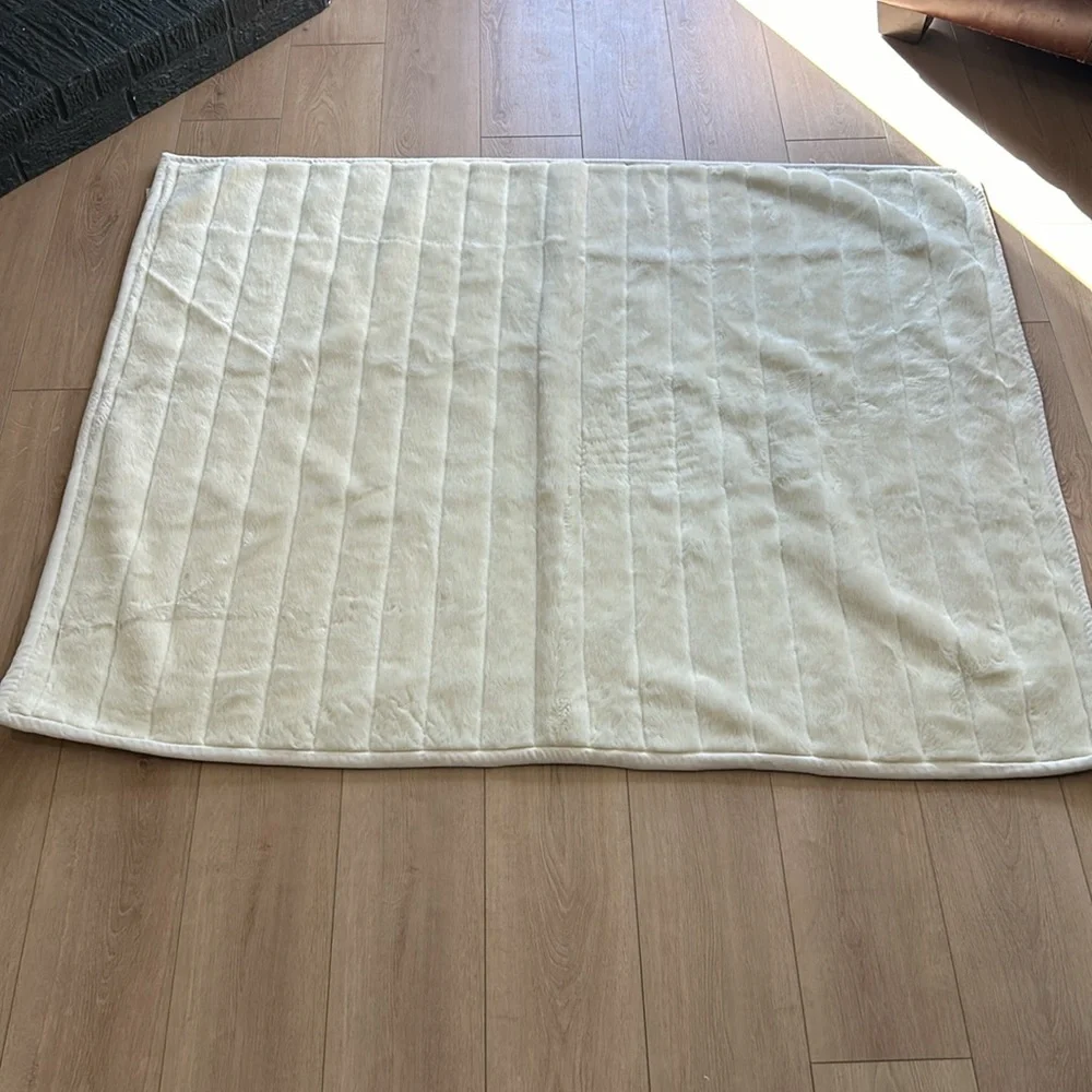 Pottery Barn Faux Mink Blanket 50x60